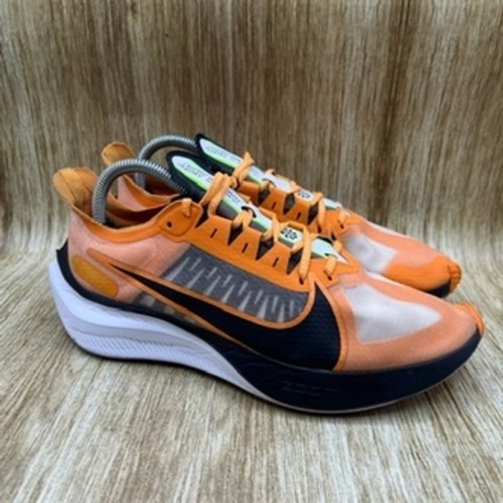 Nike Zoom Gravity 'Kumquat' Men's Size‎ 9 Running Shoes Sneakers Athletic